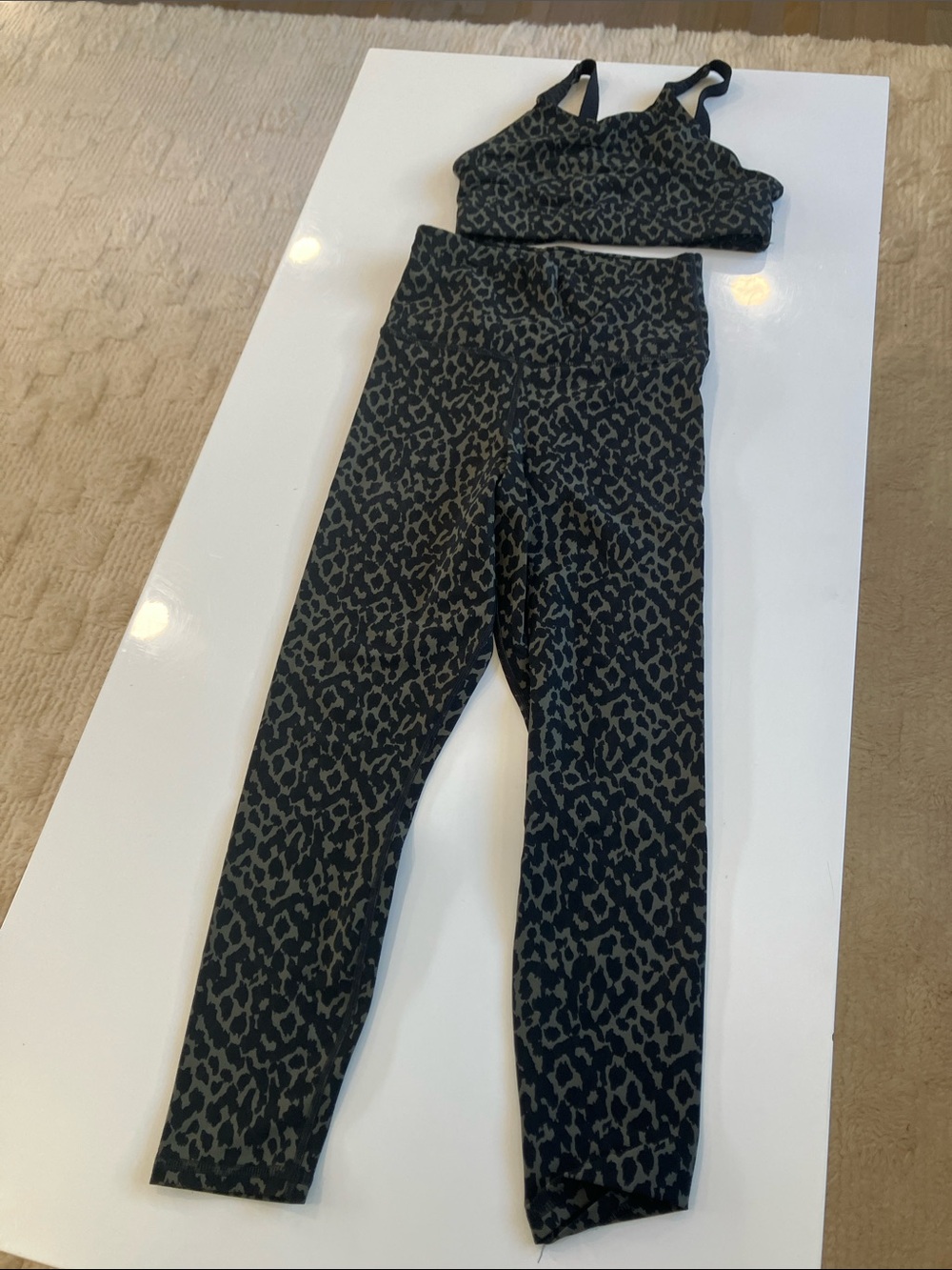 dk active Girls' Leopard Print Leggings & Sports Bra Set - Black & Gray